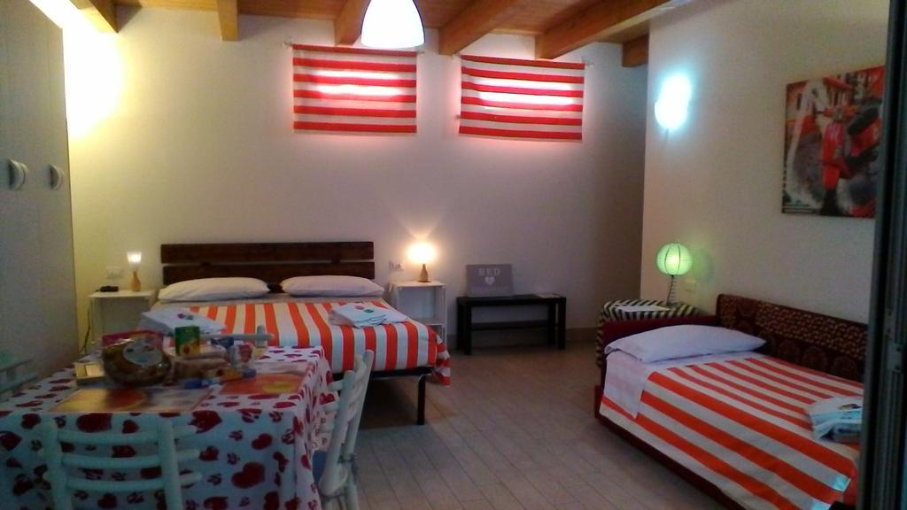 Bed and Breakfast La Casa Di Emma Роццано Екстер'єр фото